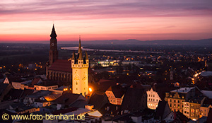 Stadtturm und Basikila St. Jakob - Drohne Foto