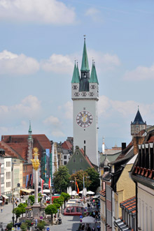 Blick auf den Stadtplatz Straubing