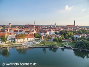 Straubing Luftansicht von der Donau - Fotodrohne